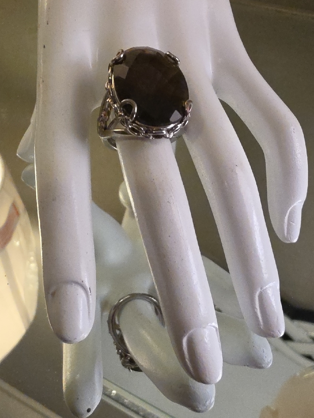 VINTAGE SMOKY QUARTZ Sz 7 Ladies Cocktail Ring, EUC More Detail In Descript.